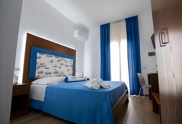 2 chambres, fer et planche à repasser, Wi-Fi, literie fournie