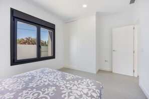 6 chambres, Wi-Fi, draps fournis