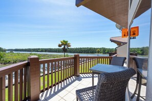 Signature Duplex, 4 Bedrooms, Kitchen, Bay View | Balcony