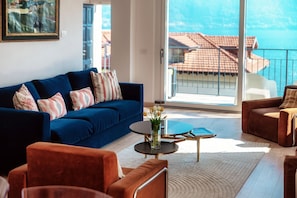 Villa, Lake View | Iron/ironing board, free WiFi