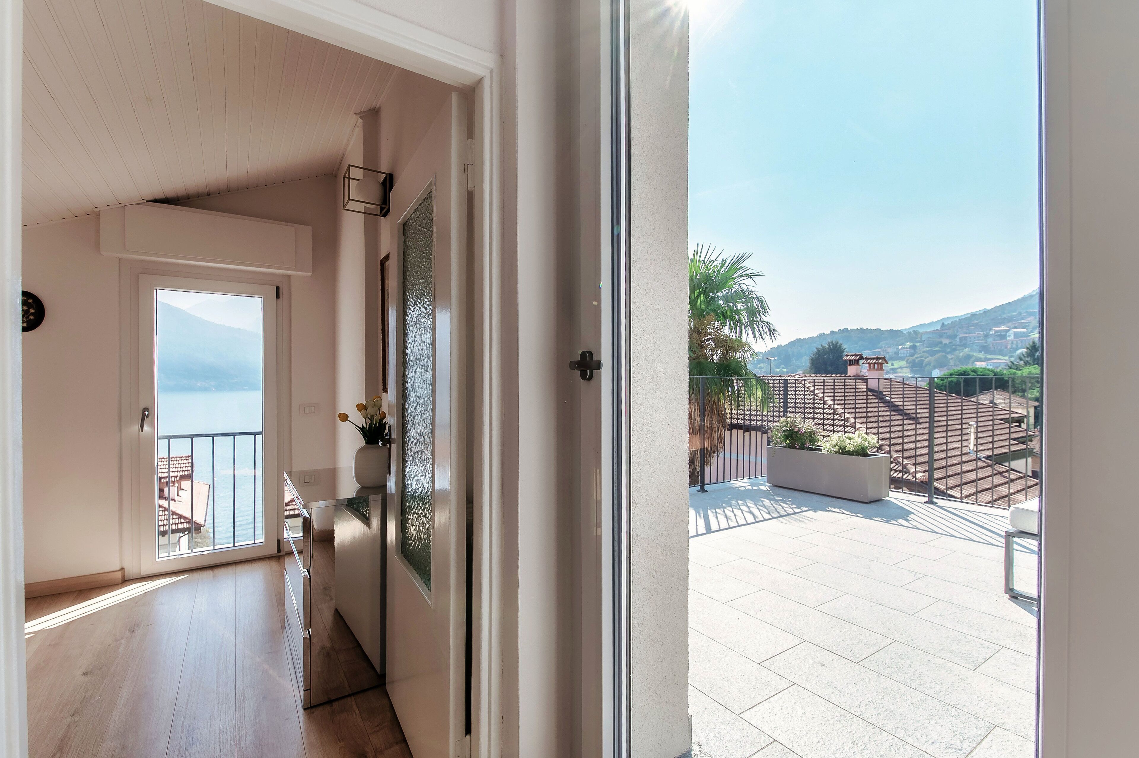 Vila, pemandangan danau | Seprai premium, selimut bulu angsa, dan setrika/meja setrika