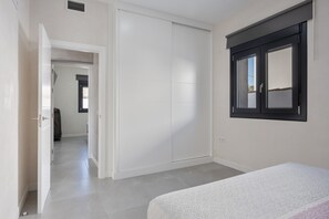 3 dormitorios, tabla de planchar con plancha, wifi y ropa de cama