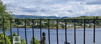 The Lochnell Arms Hotel 