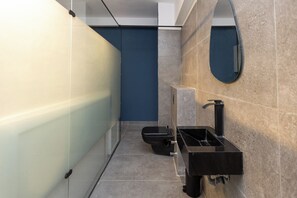 Lejlighed - udsigt til have | Badeværelse