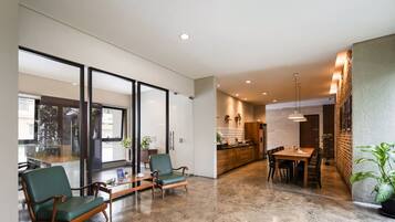 Àrea amb seients del vestíbul