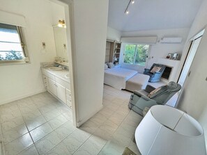 5 soverom, strykejern/-brett og internettilgang