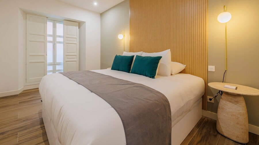 w Comfy 2BR w Great Terrace in Chueca