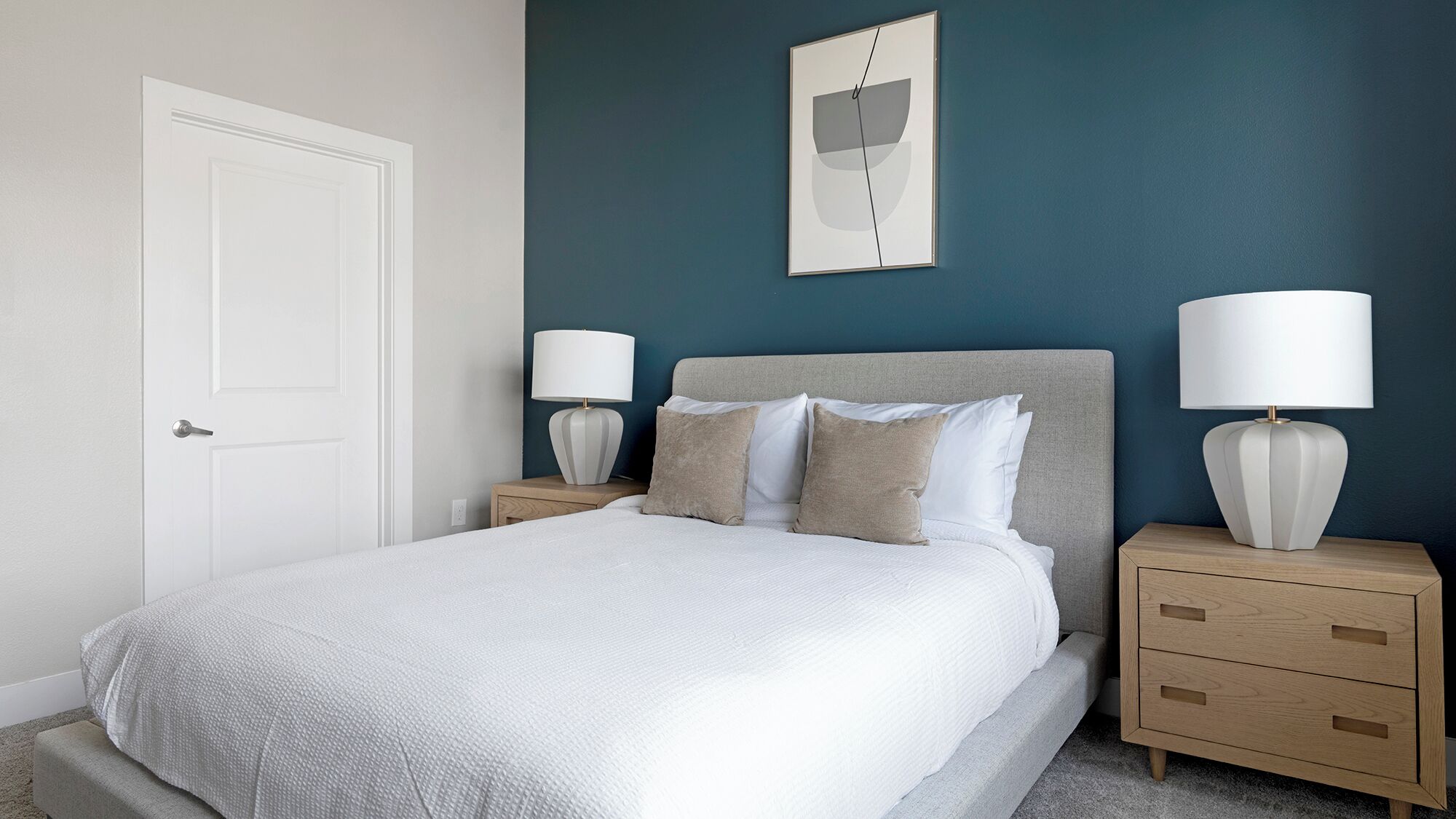 Apartment (2 Bedrooms) | 1 bedroom, desk, iron/ironing board, bed sheets