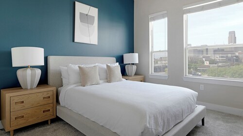 Landing Furnished Apartments - Old East