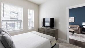 Lejlighed (1 Bedroom) | 1 soveværelse, skrivebord, strygejern/strygebræt, sengetøj