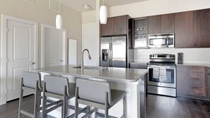 Apartment (2 Bedrooms) | Private kitchen | Fridge, coffee/tea maker