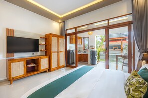 Suite | Free WiFi, bed sheets