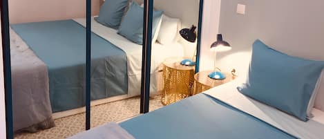 Iron/ironing board, WiFi, bed sheets