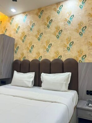 Deluxe Room, City View | Free WiFi