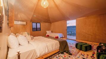 Habitació doble Deluxe, vistes al desert | Llits addicionals