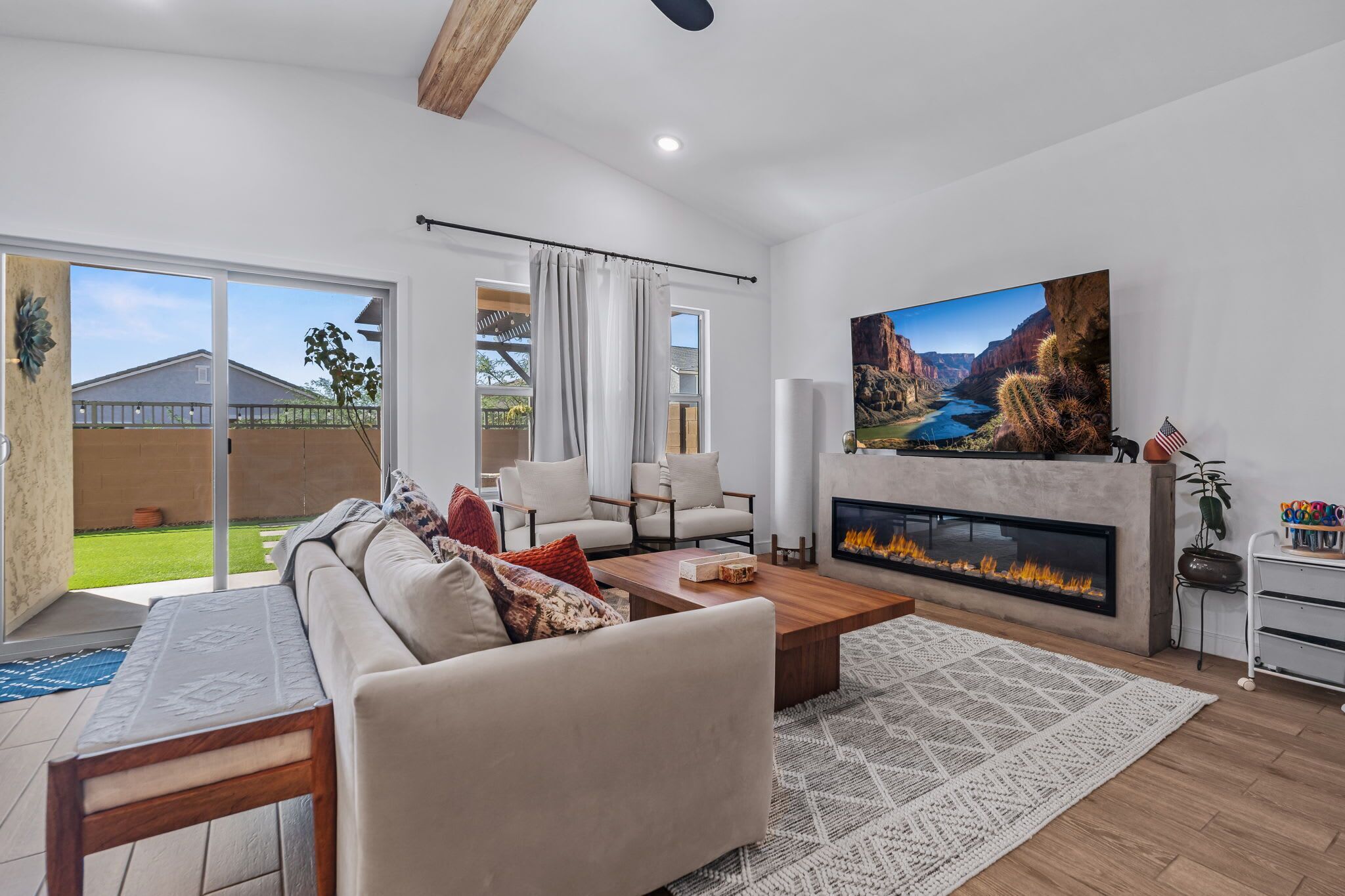 Télévision, espaces bureaux