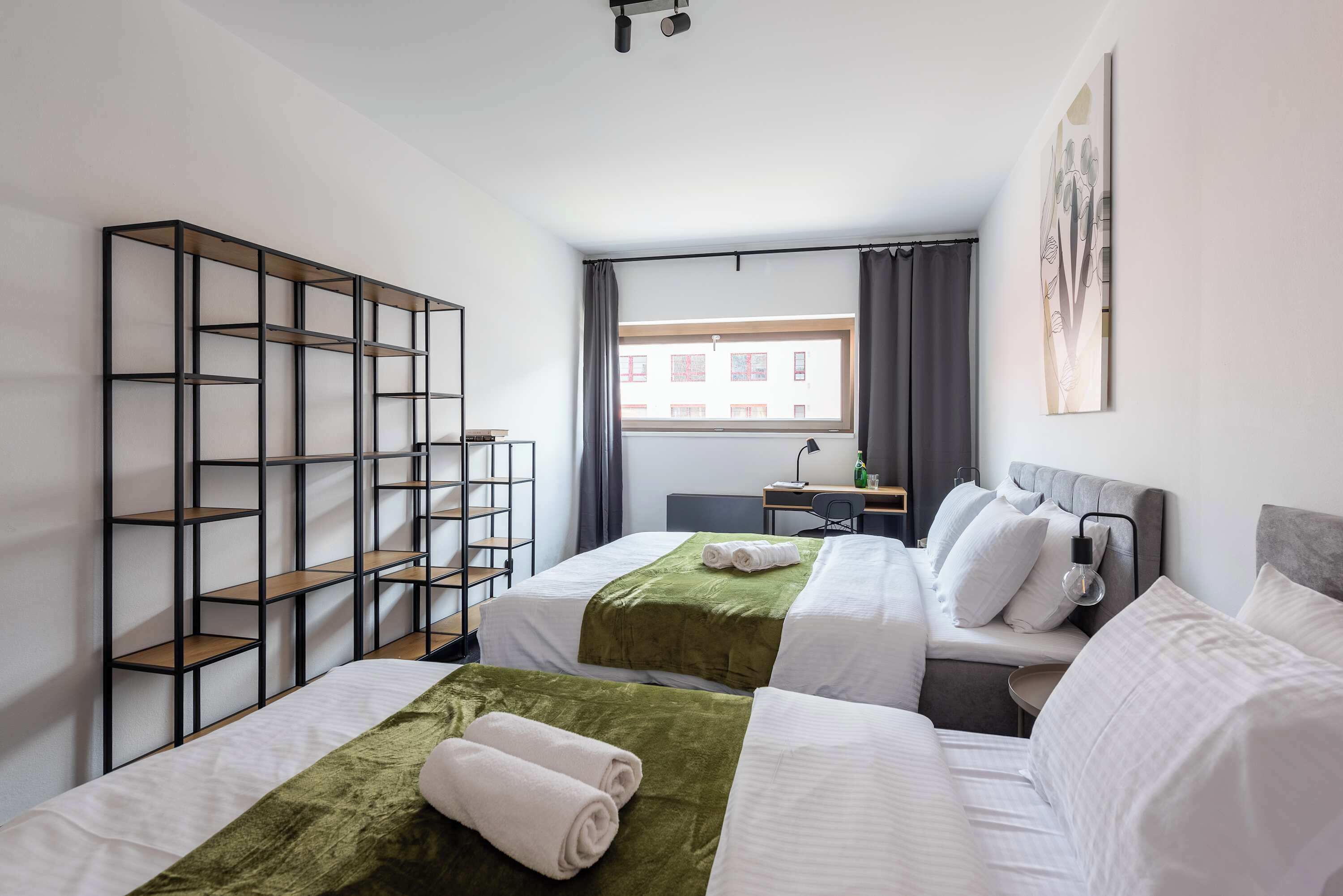 Desk, iron/ironing board, WiFi, bed sheets