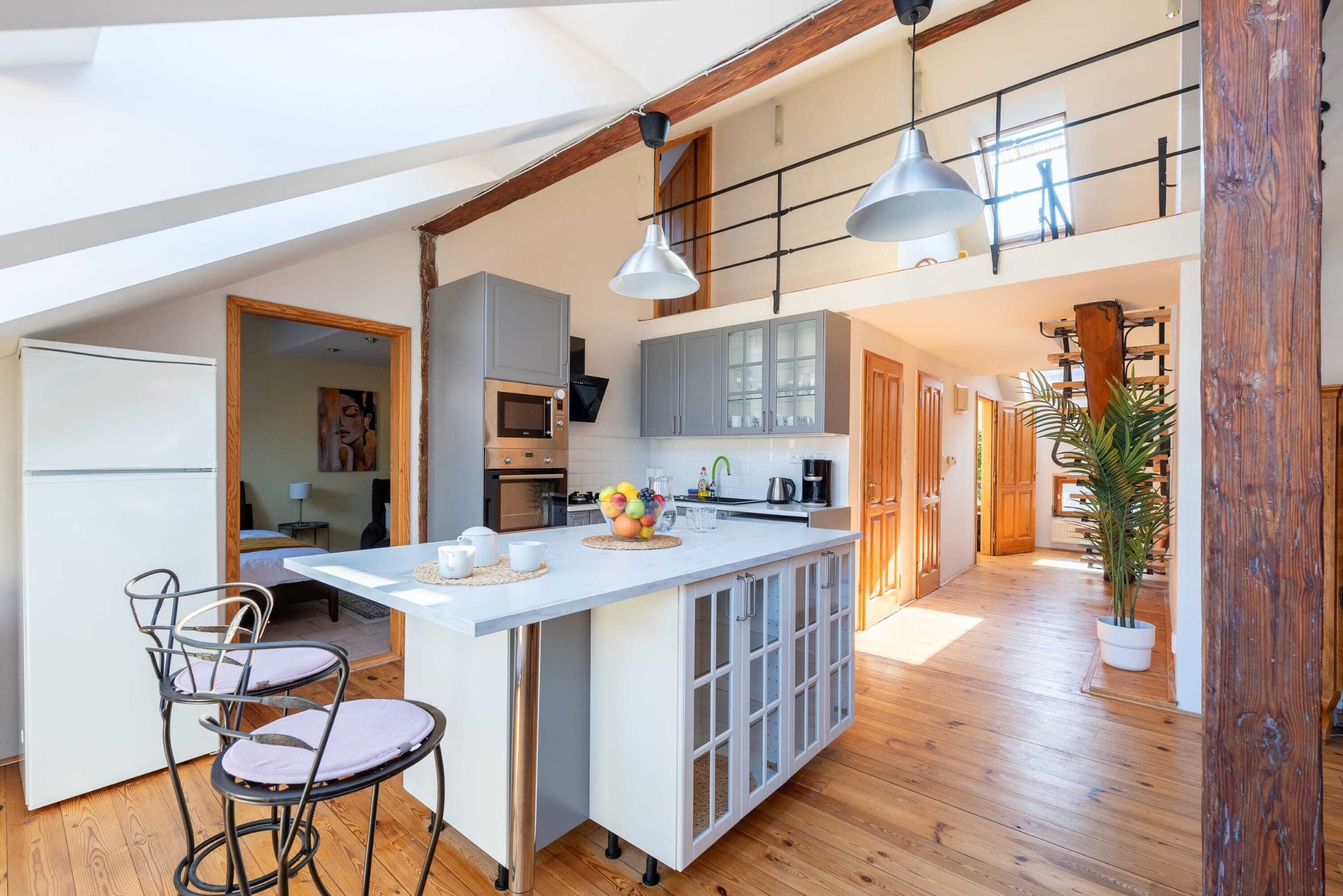 Réfrigérateur, four, plaque de cuisson, lave-vaisselle