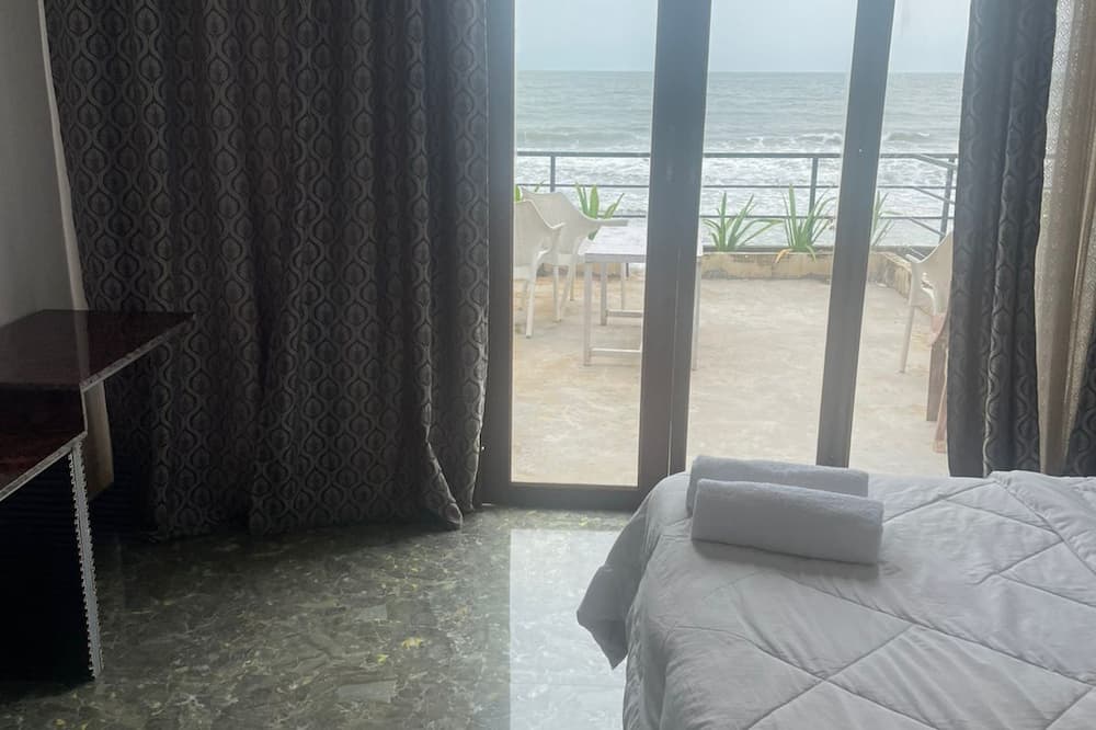 Palolem Sea n' Sand Beach View