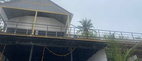 Fachada de la propiedad