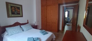 2 bedrooms, iron/ironing board, WiFi, bed sheets