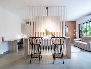 公寓 | 1 多间卧室、高速上网