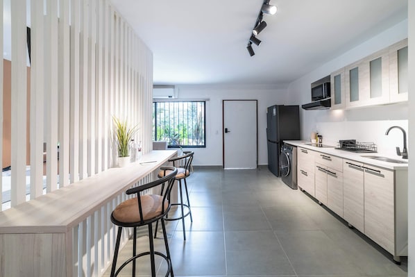 Apartment | 1 bedroom, Internet - w Modern Loft With Jacuzzi in El Poblado (Medellín)