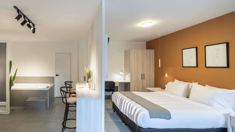 w Modern Loft With Jacuzzi in El Poblado