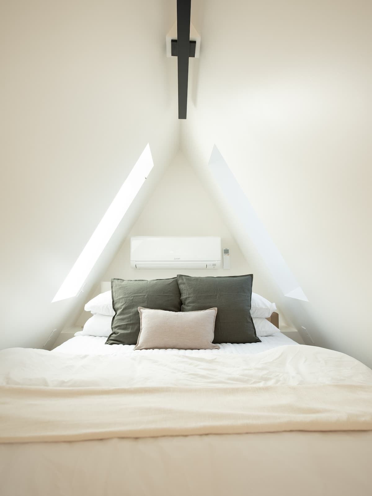 Suite | 5 bedrooms, Internet