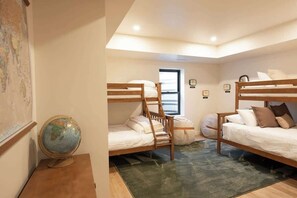 Phòng Suite | 5 phòng ngủ, truy cập Internet tốc độ cao 