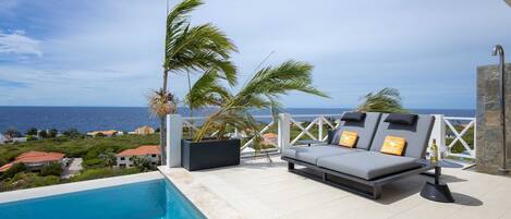 6 chambres, Internet