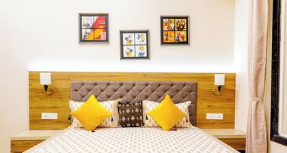 3-bedroom apartment in tranquil Varanasi with AC