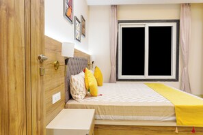 3 slaapkamers, een strijkplank/strijkijzer, wifi, beddengoed