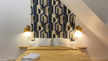 Superior Apartment, 2 Bedrooms, Kitchen | Blackout drapes, soundproofing, iron/ironing board, free WiFi