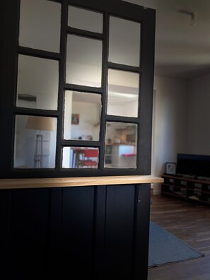 Apartament superior, vistes al jardí | Sala d'estar