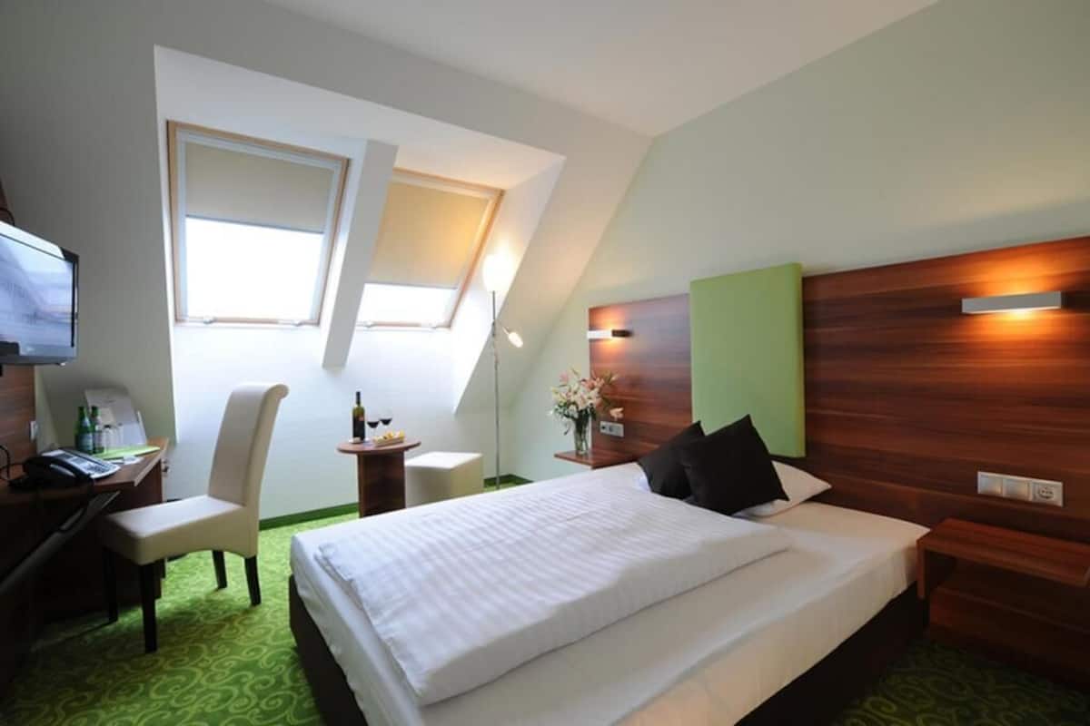 Standard enkelrum | Värdeförvaringsskåp på rummet, ljudisolering och gratis wi-fi