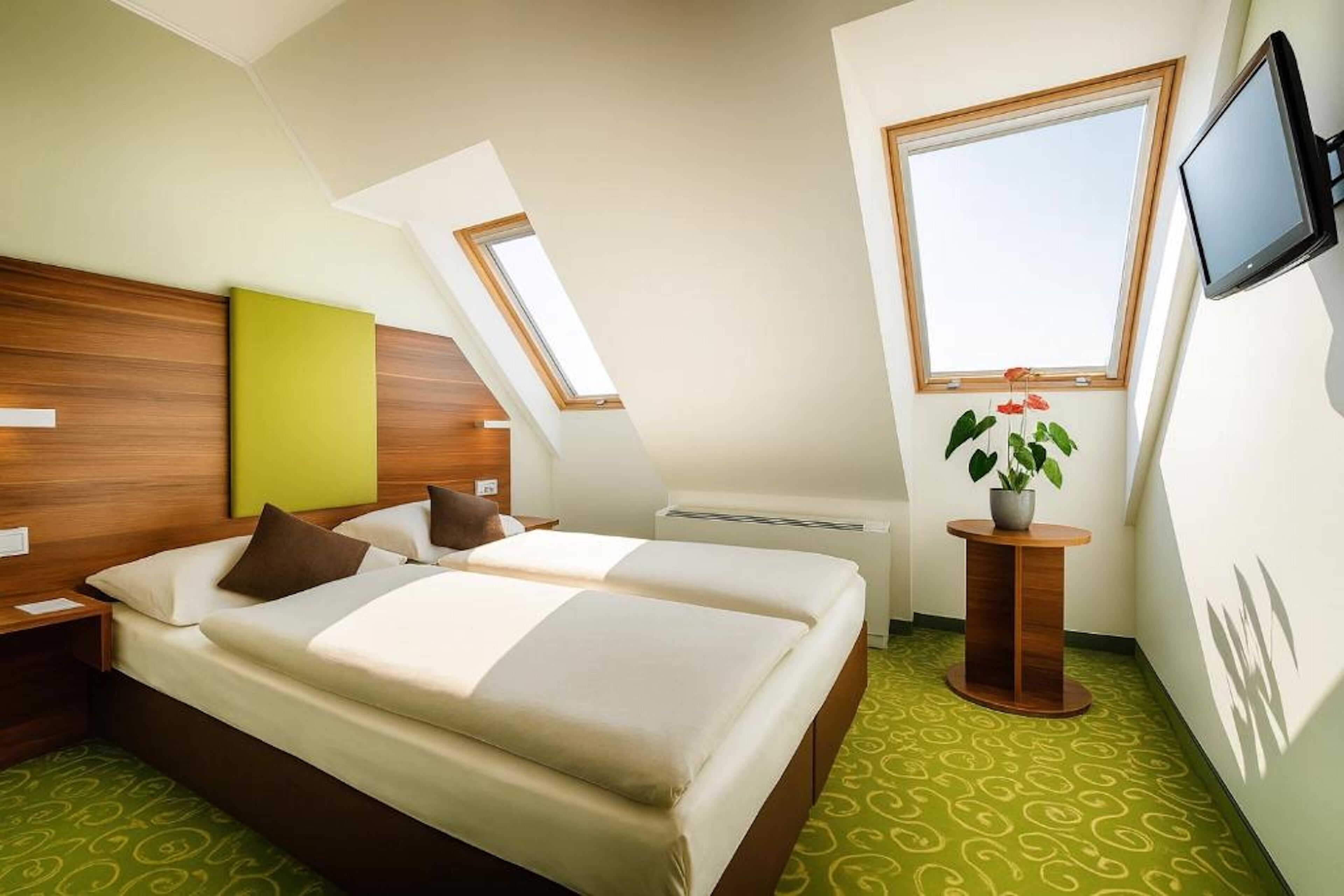 Economy Double or Twin Room