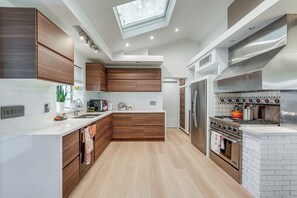 House (3 Bedrooms) | Interior - 1 Mi to Dtwn & Mill Avenue! Home w/ Outdoor Oasis (Tempe)