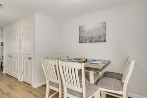 Căn hộ (3 Bedrooms) | Nội thất