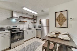 Apartment (1 Bedroom) | Interior