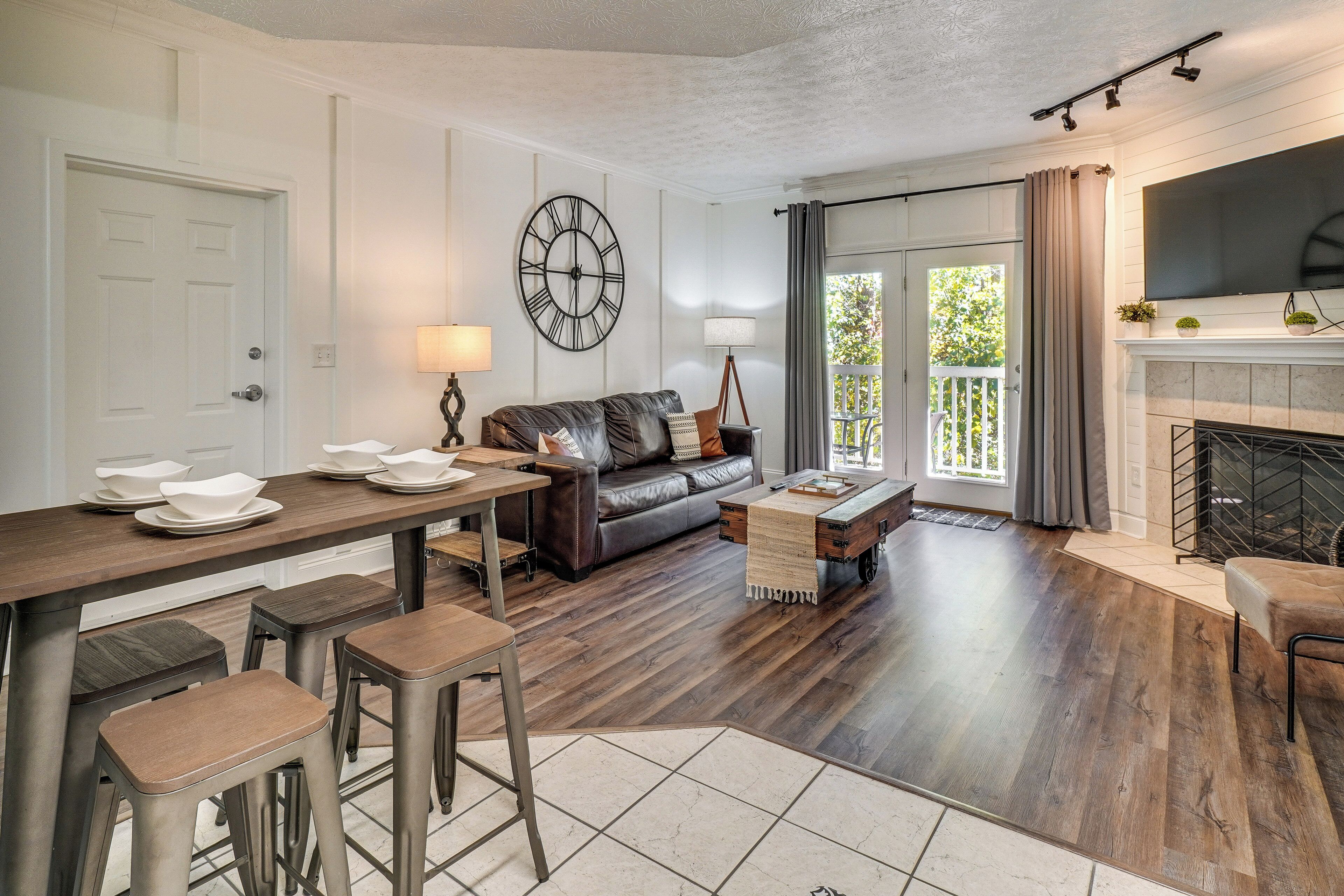 Apartment (1 Bedroom) | Interior