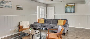 3 Mi to Texas Tech: Cozy Home w/ Private Yard!