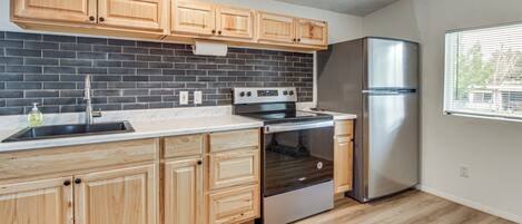 House (2 Bedrooms) | Interior