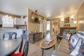 House (2 Bedrooms) | Interior