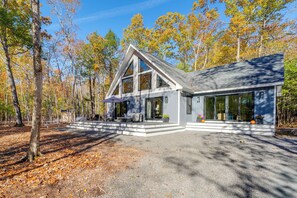 House (3 Bedrooms) | Front of property - Beaches, Golf & More: Family Home on Frye Island! (Raymond)