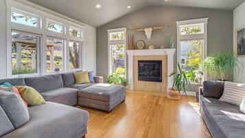 Rumah (4 Bedrooms) | Interior