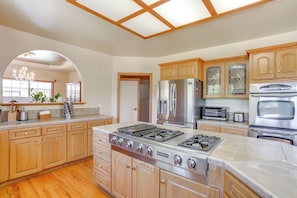 Talo (6 Bedrooms) | Sisätilat