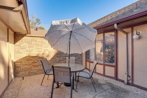 Interior - 5 Mi to UT Dallas: Family-friendly Duplex w/ Patio (Richardson)