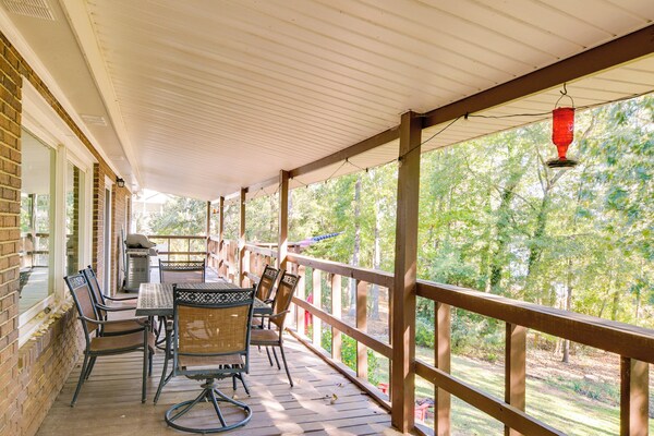 Waterfront Lake Hartwell Home < 1 Mi To Marina! - Pendleton, SC