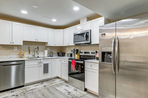 Nurse-friendly Fredericksburg Apt Near Hospitals